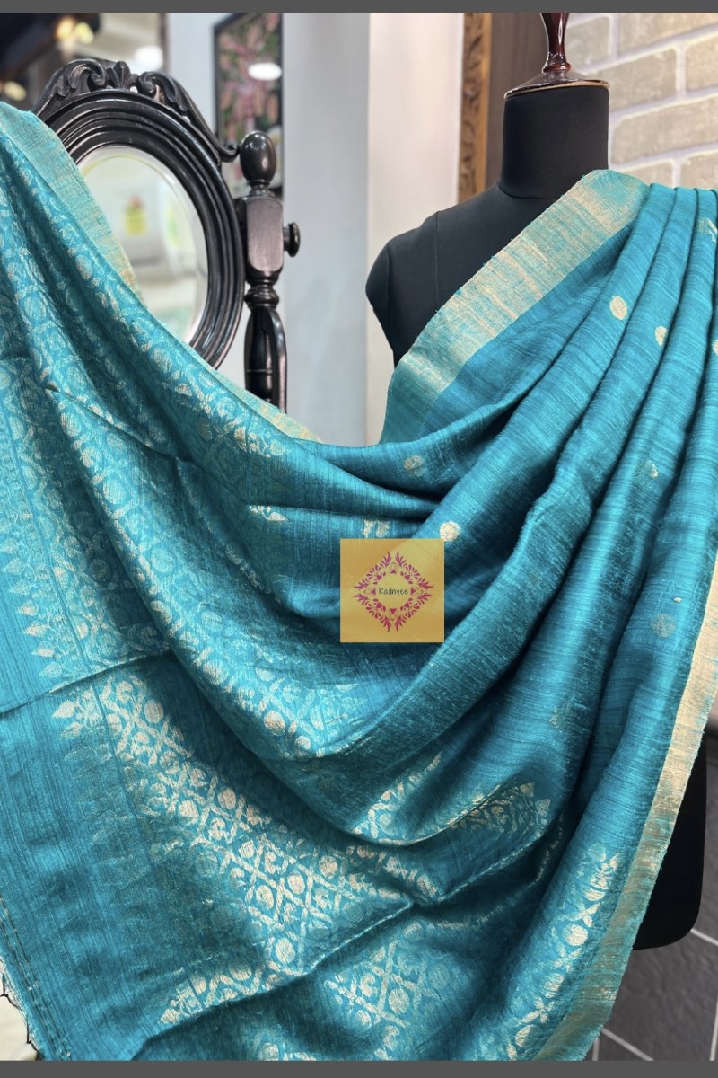 Pure Matka silk, Handwoven firozi ( chintamani) coloured saree with Meenakari golden buttis and pallu