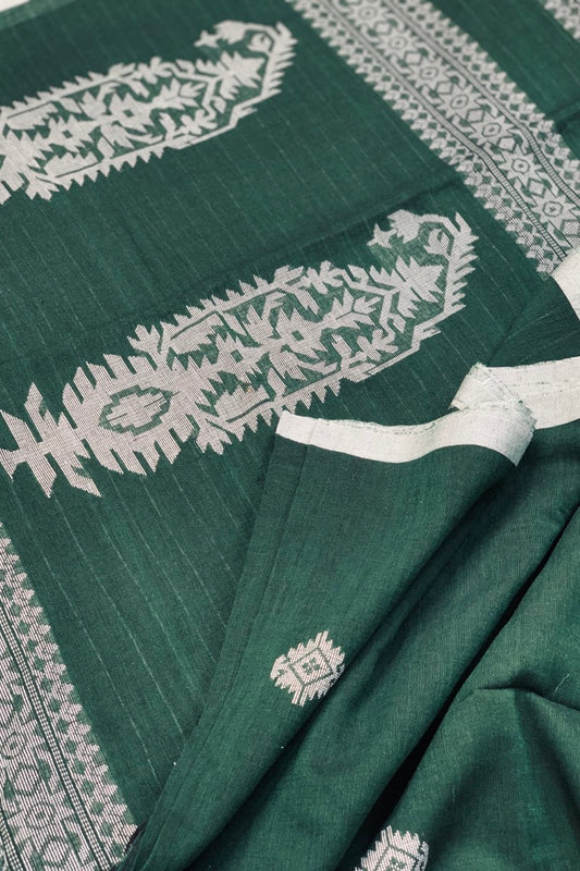 Handwoven Bottle green Jamdani saree