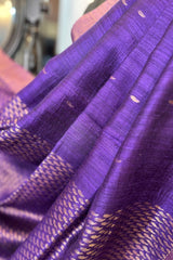 Pure Matka Silk, Handwoven Purple coloured saree with golden small Jamdani Buttis and pallu