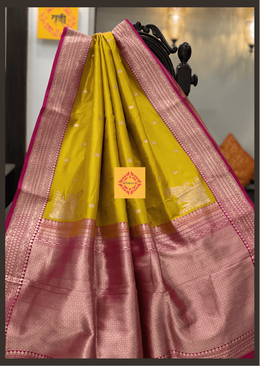 A Mustard-Green Dual Toned Pure Katan Silk Banarasi Saree with Magenta Pallu & Golden Zari